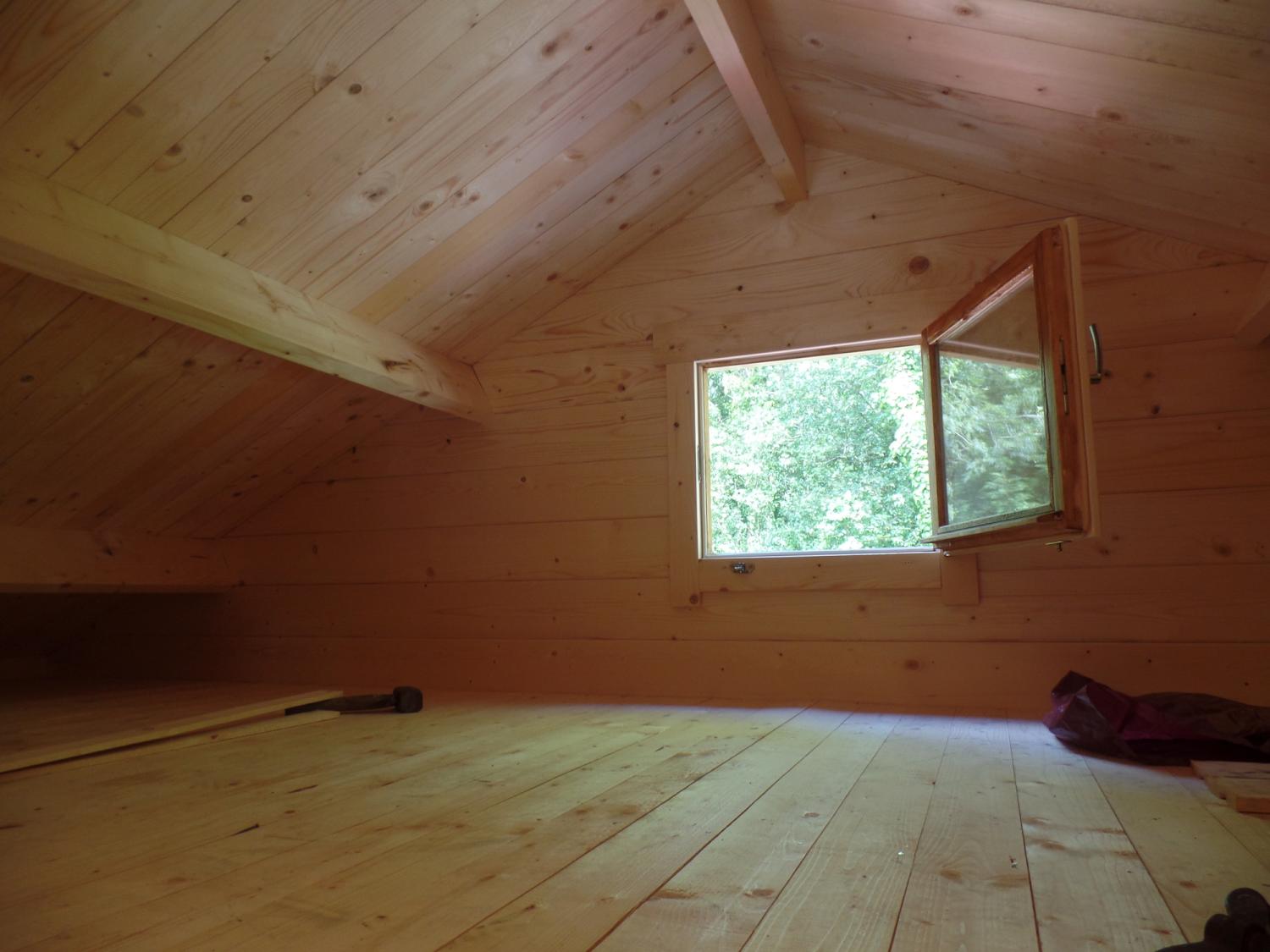 BERLIN Kolonihavehus eller fritidshus i træ PETER-HOLMBERG 