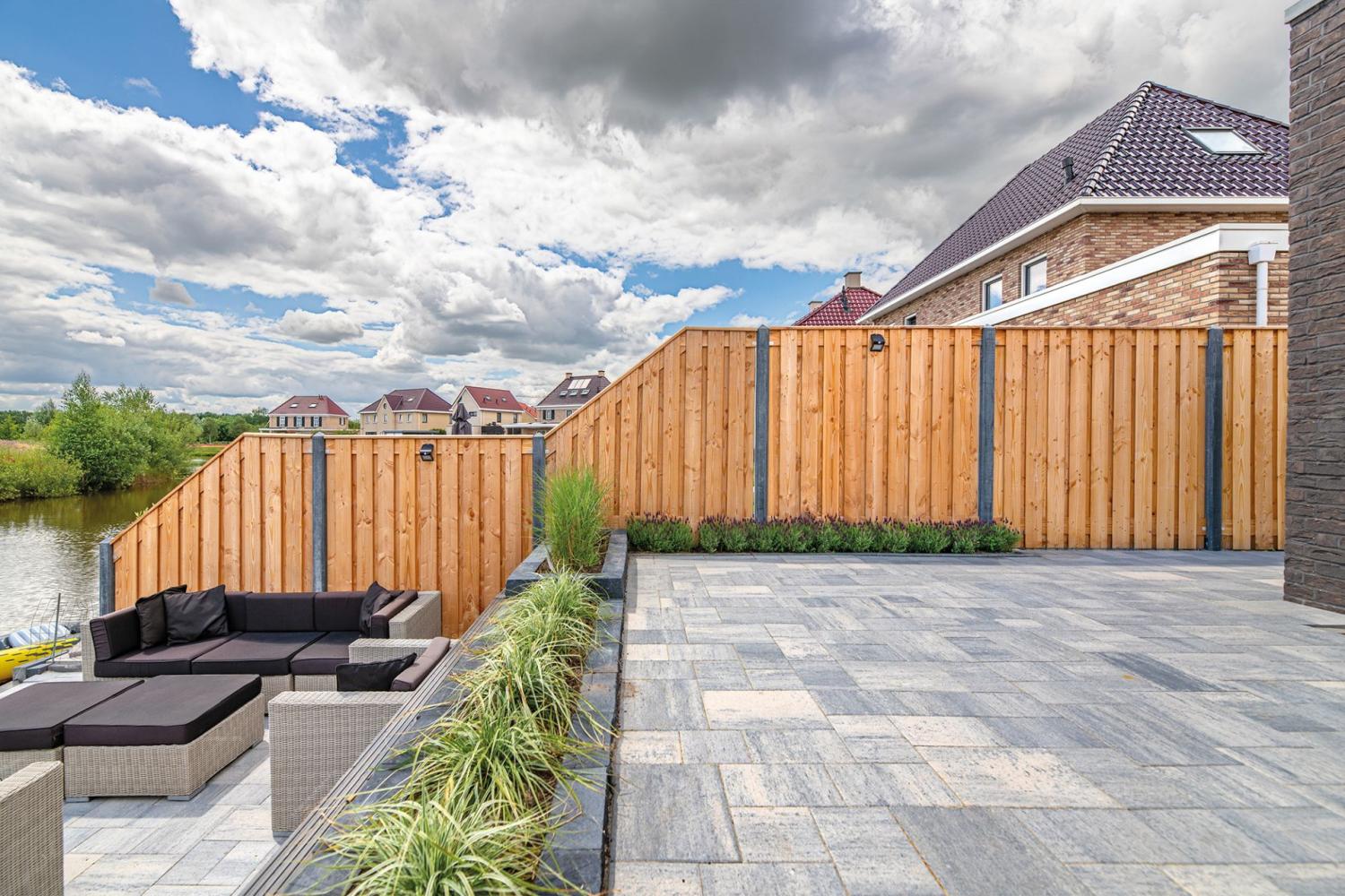 Havehegn Douglas  19+2 brædder Model Kjellerup  PEFC PETER-HOLMBERG 