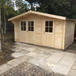 Fraga 34 mm Bjælkehytte 2 delt med Skur  PETER-HOLMBERG 