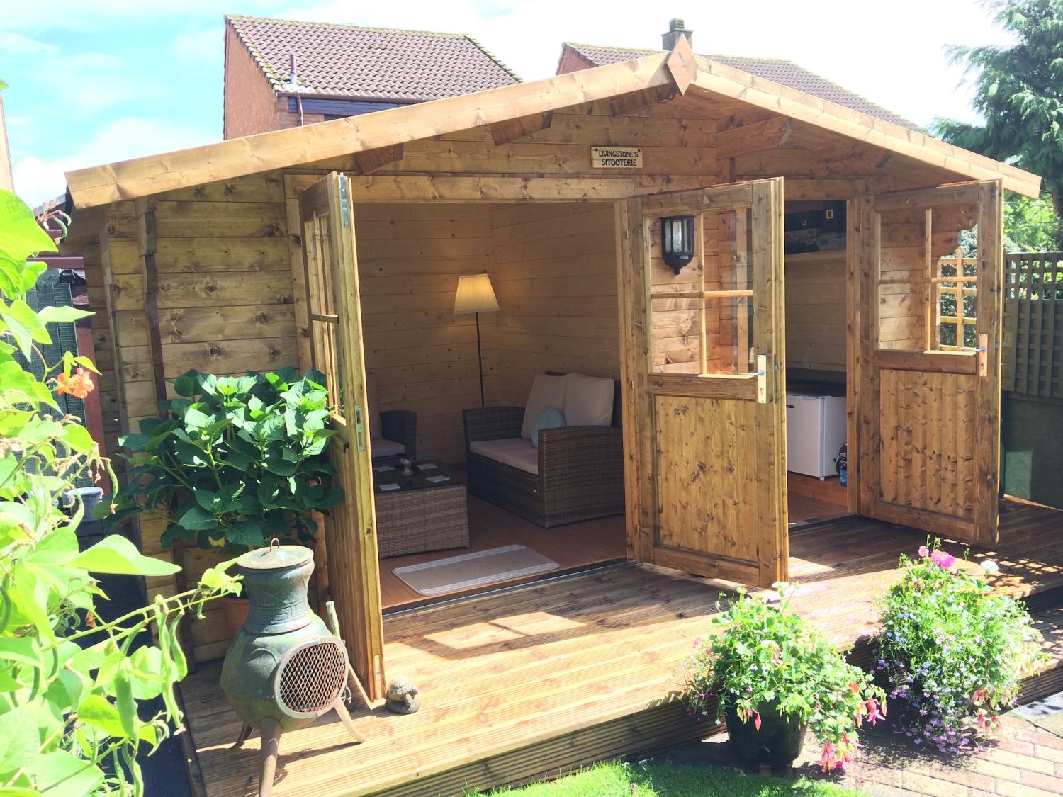 Fraga 34 mm Bjælkehytte 2 delt med Skur  PETER-HOLMBERG 