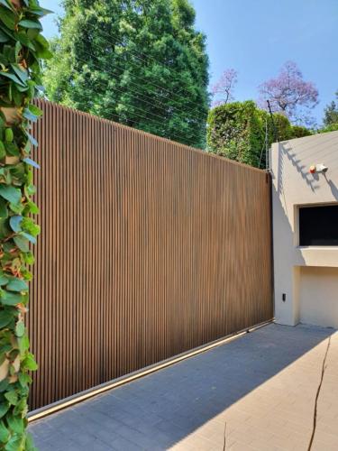 33 x 170 x mm Komposit 55 Facade Beklædning FSC - Brandklasse Euroclass D - s1 d0  facade PETER-HOLMBERG