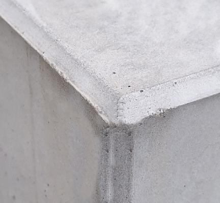 Betonhavebænk 150 x 45 x 40 cm – moderne, holdbar og tidløs PETER-HOLMBERG