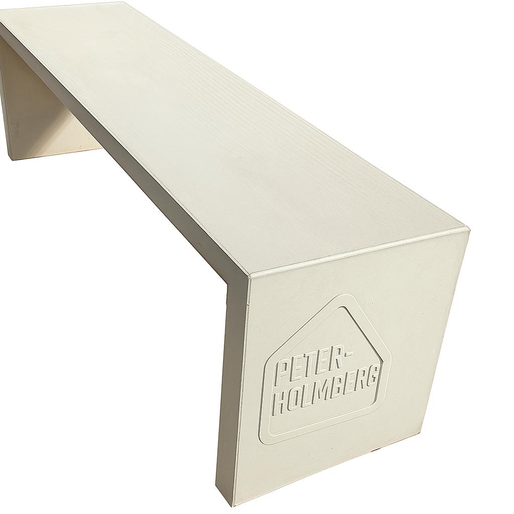 Betonhavebænk   Nu med mulighed for eget logo 3-D 
PETER-HOLMBERG