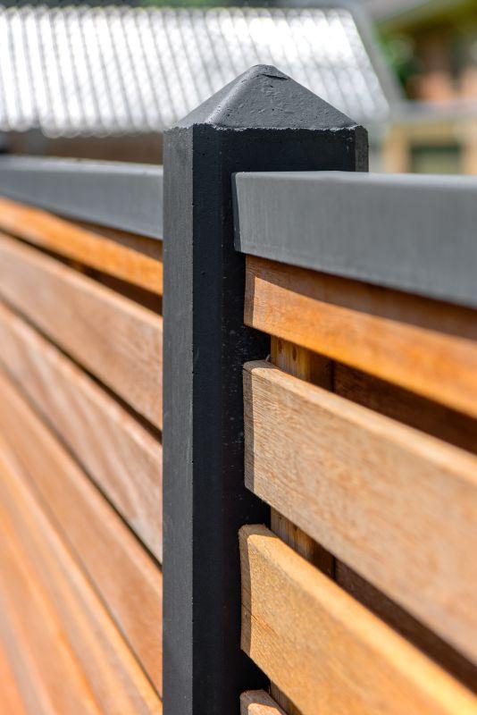  eksklusive havehegn i massivt Bangkirai hårdttræ PETER-HOLMBERG 