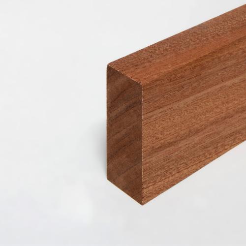 20 x 47 x 2420 mm Mahogni Forrammetræ / Facadelist PETER-HOLMBERG 