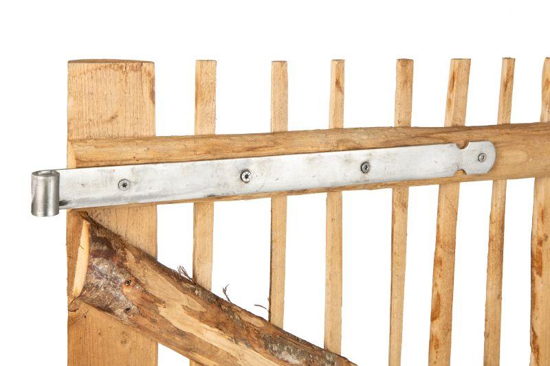 Kastanjelåge 120 cm bred – komplet med stolper – Naturhegn Låge – flere højder PETER-HOLMBERG 