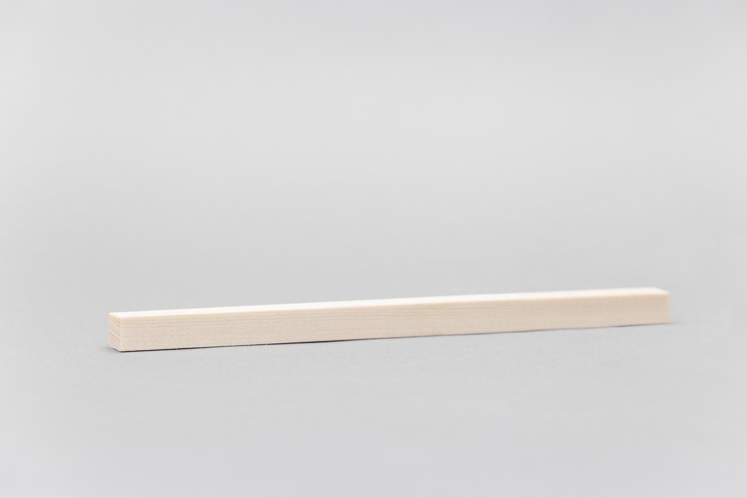 Hobbylist Massiv Fyr 22 x 22 mm PETER-HOLMBERG