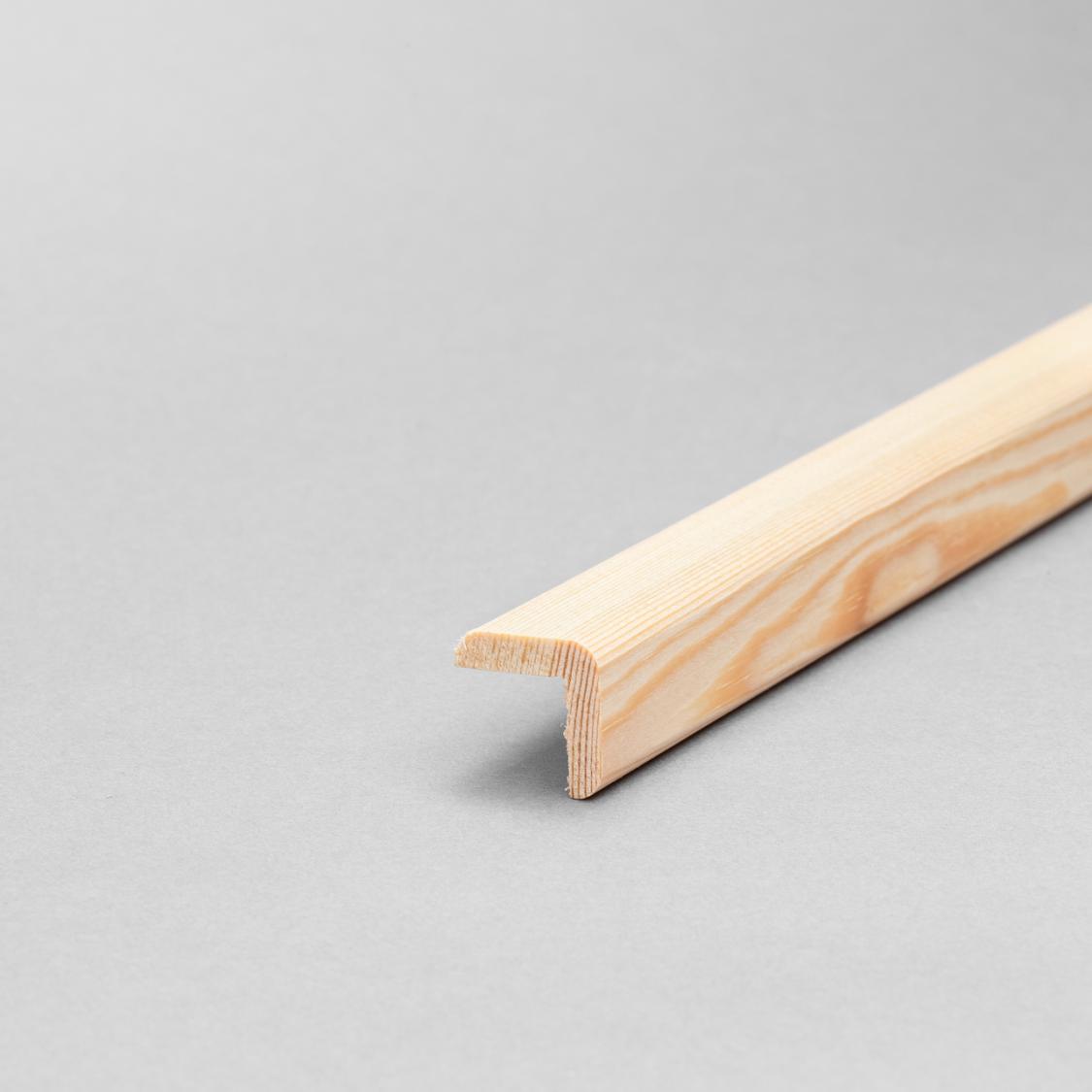Hjørnelist 22 x 22  mm Fyr Massiv PETER-HOLMBERG