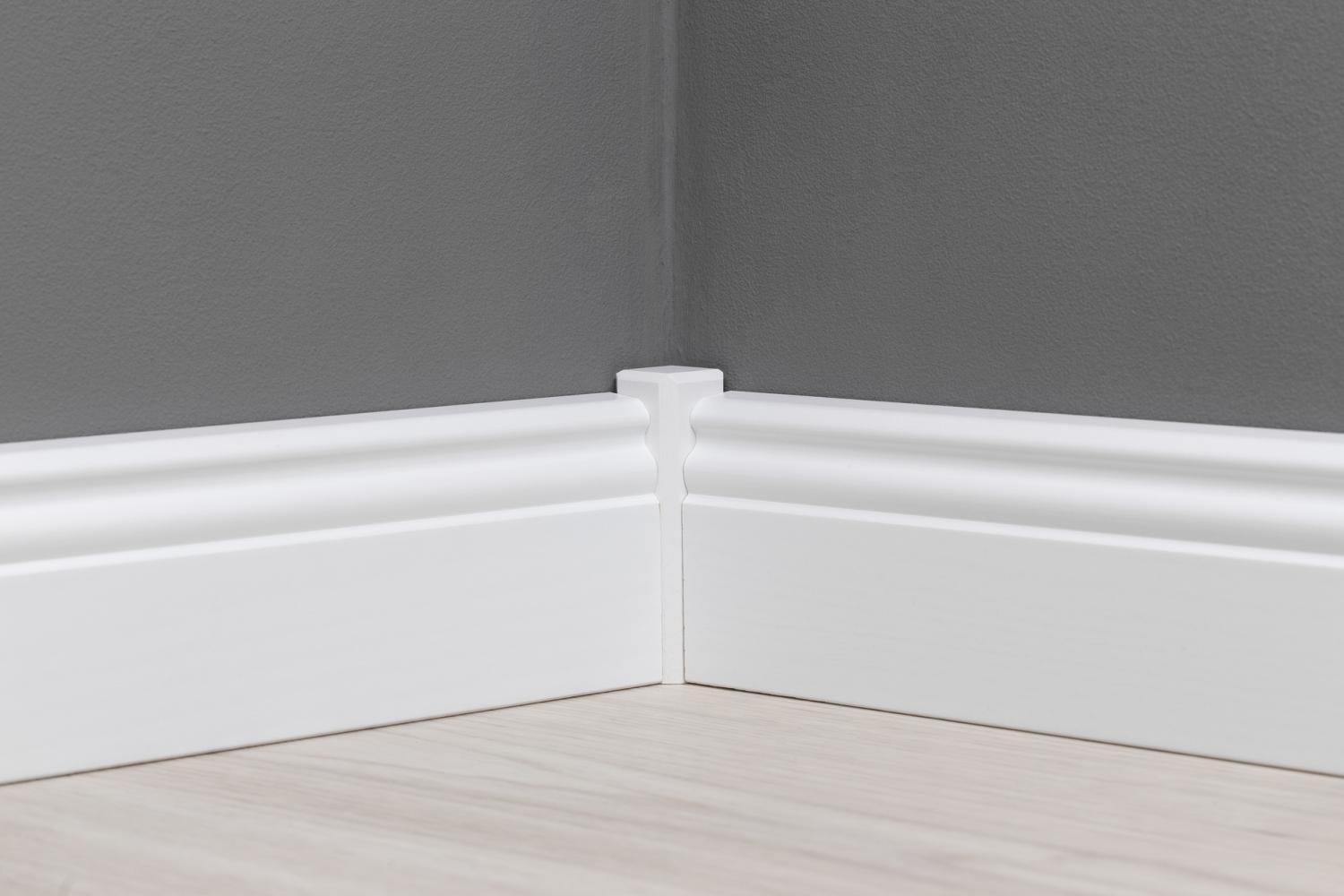 Almue Fodliste Fyr 18 x 70  mm Hvid Ral 9016 Massiv FSC PETER-HOLMBERG