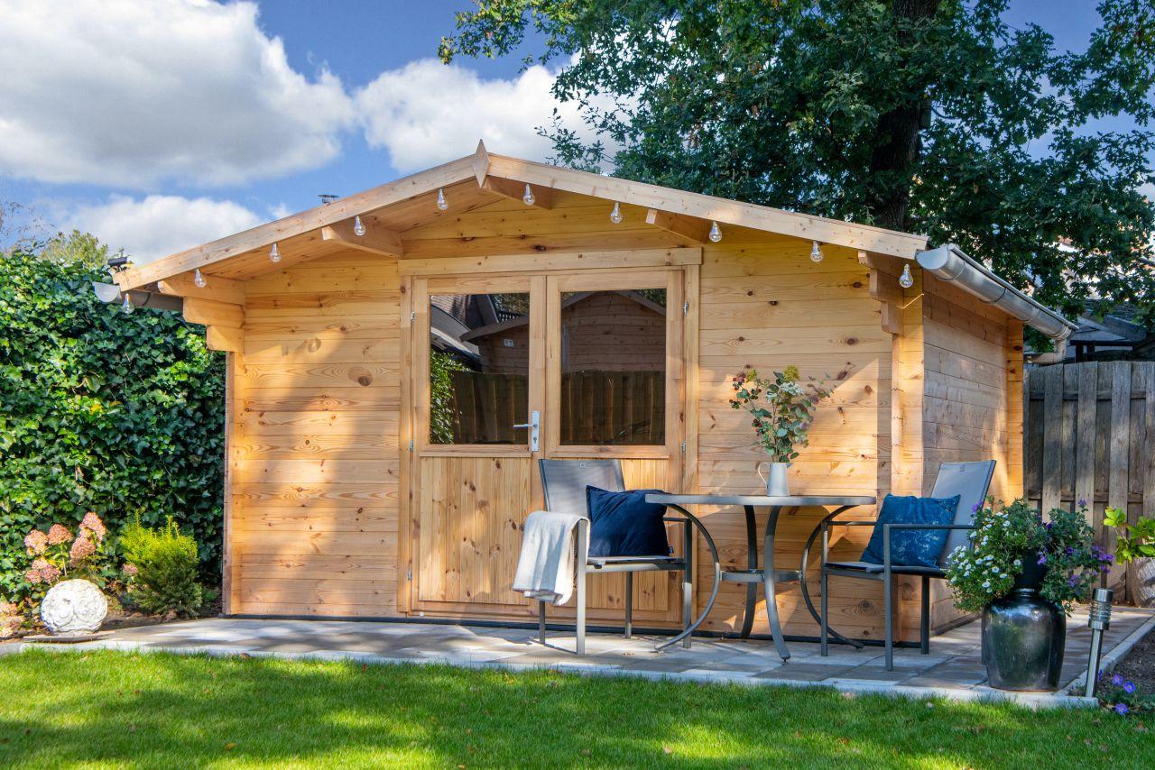 Bjælkehytte Møn 34 mm 382 x 282 cm 10,3 m2 PETER-HOLMBERG 