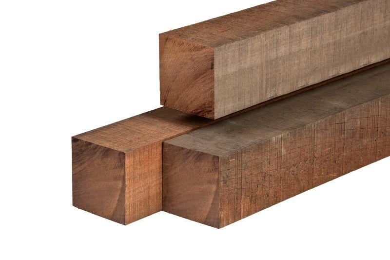 Azobé Stolper 100 × 100 mm – Massivt Jerntræ PETER-HOLMBERG