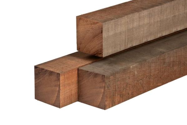 100 x 100 mm Azobé (Jerntræ)  Stolper  