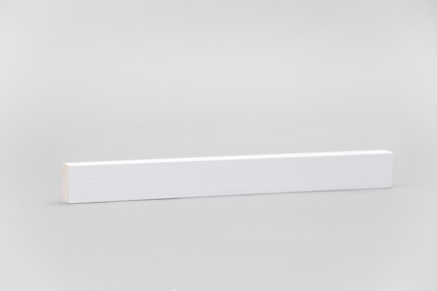 Forrammetræ Hvidmalet 10 × 20 × 900 mm PETER-HOLMBERG