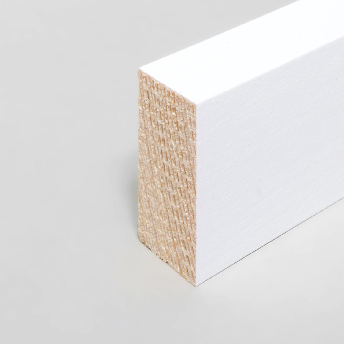 Kantliste 19 × 40 × 2400 mm Fyr Hvid PETER-HOLMBERG